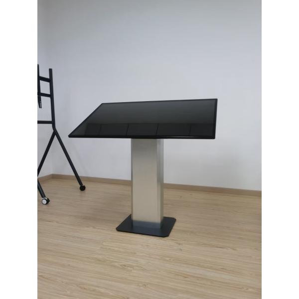 Affichage numérique LCD Écran tactile Kiosque argent Noir Base en aluminium avec interface D-Sub 43 pouces-65 pouces