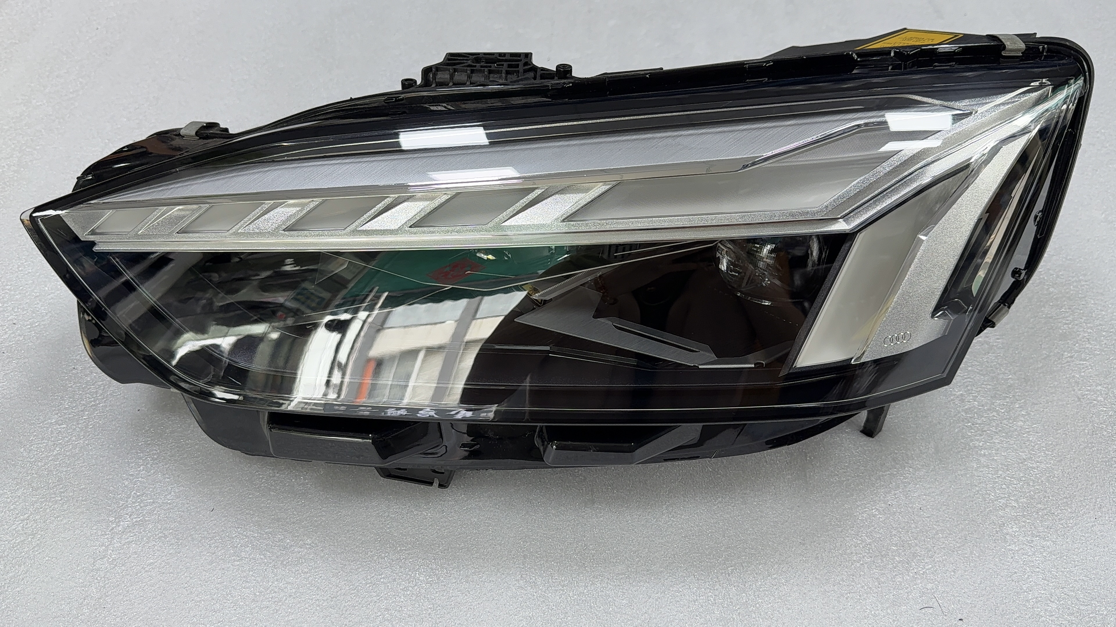 Left headlight of A5 for 2021- 2024, part number: 8W694 1011B