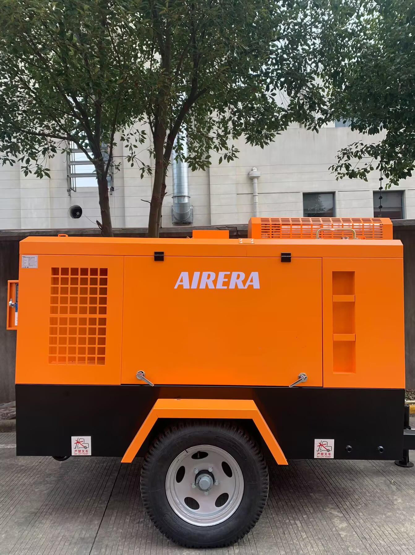 CALT-11/10K,350cfm-450cfm Diesel Industrial Mobile screw Air Compressor 10 Bar