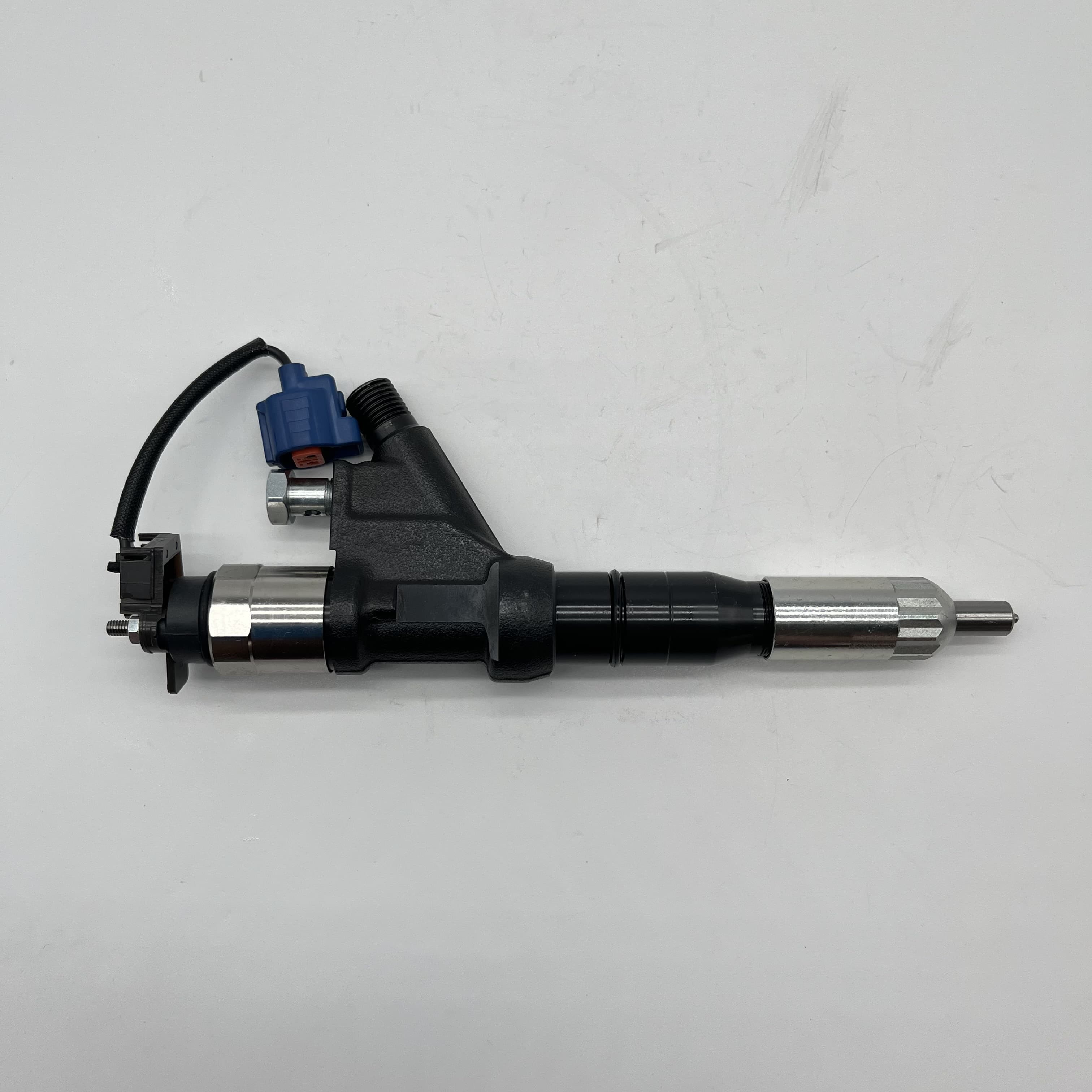 095000-5972 DEN-SO Injector Diesel Common Rail OE 23670-E0301 For Hino 700 J07E/J08 Engine