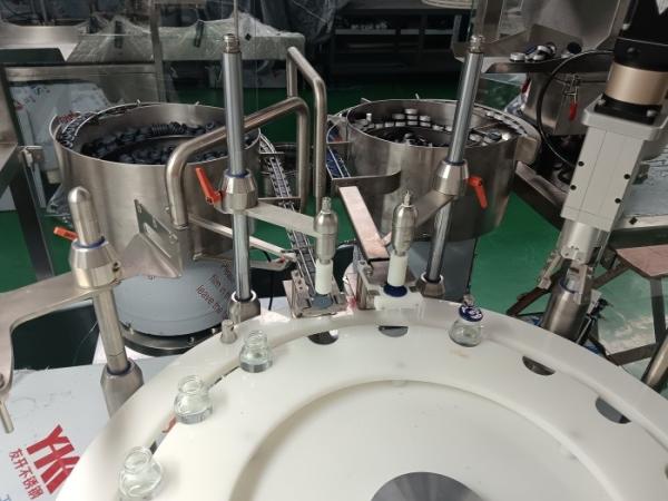 100-500mlのガラスとプラスチックボトルのための薬剤薬剤瓶詰め機 高品質&カスタムソリューション