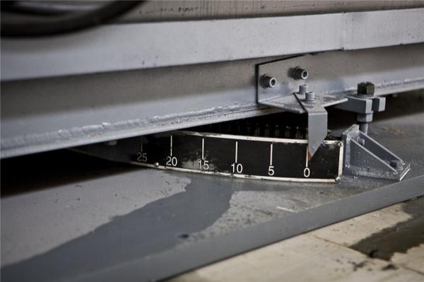 CNC Band Sawing Machine for Cutting H Beam Used in Steel Structure Industry
