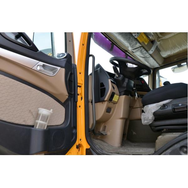 SINOTRUK HOWO TX 440HP 8X4 Camión con remache Construcción urbana Transporte por carretera