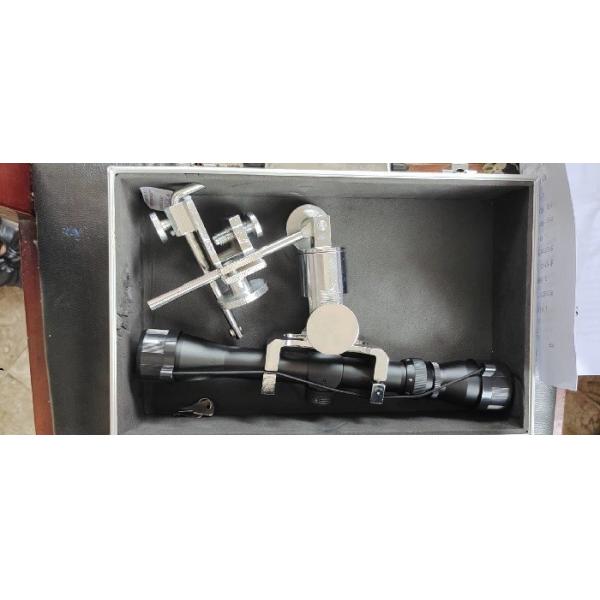 用具をひもでつなぐISOの架空送電線は弛む測定の規模を観察するために急上昇する