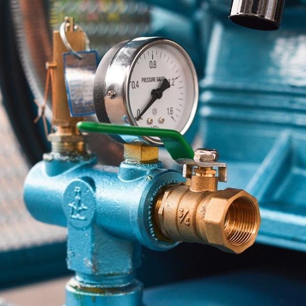 8 bar Piston Industrial Air Compressor Movable 7.5HP 5.5KW