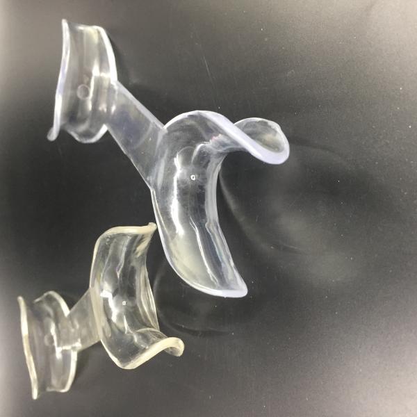 Medical Dental Cheek Retractor , Fishtail Clear Disposable Cheek Retractors