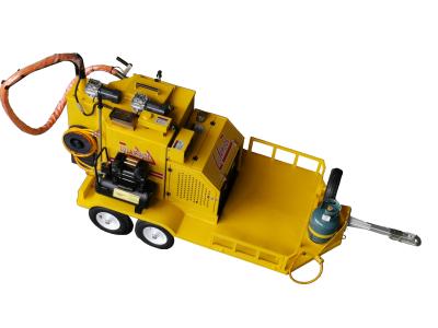Asphalt Road Crack Sealing Machine Traction Type Riello Diesel Burner