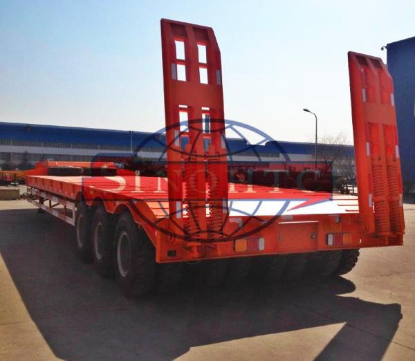 2x2 50 T Low Loader Semi Trailer , 2 Line Four Axle Heavy Duty Low Bed Trailers