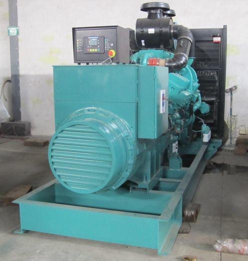 Water Cooled Cummins Diesel Genset 600KW / 750KVA With EFC Speed Governor