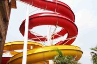 Fibra de vidro feita sob encomenda exterior das corrediças de água, equipamento popular do parque da água