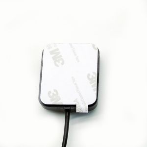 High sensitivity ceramic GPS active antenna featuring low noise figure ideal for