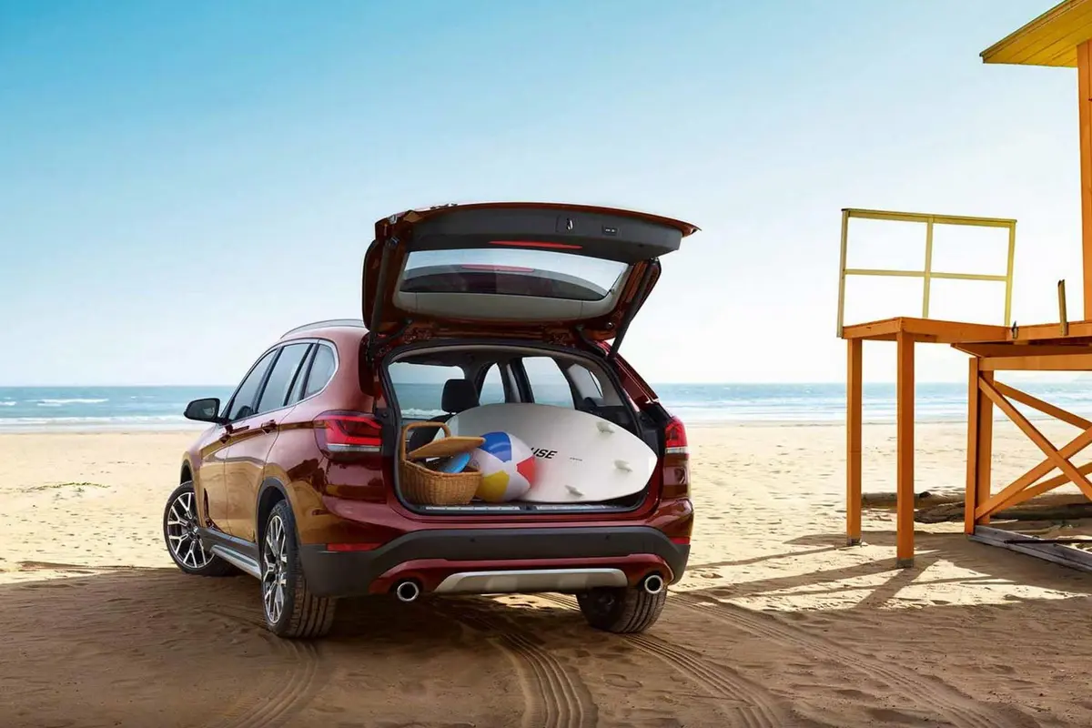 BMW X1 2.0T 204 л.с. L4 5-дверный внедорожник для энтузиастов бензиновых автомобилей