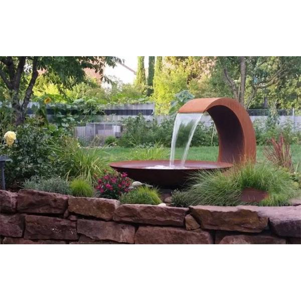 Сад благоустраивая особенность воды Corten ржавой мебели воды металла стальную