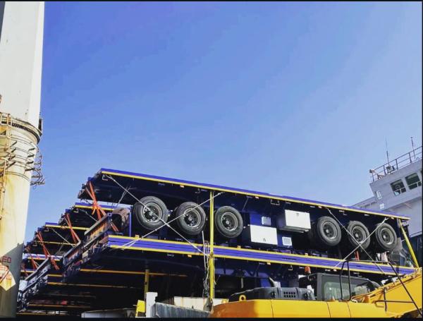 Cimc 2024 New Design 3-Axle Flatbed Semi-Tractor Trailer Truck Maximum Payload 60t Half Utility Trailer Wholesale