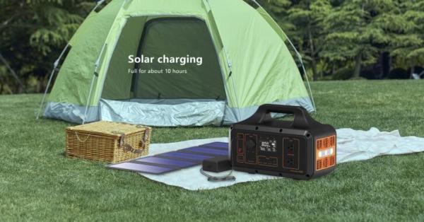 60Hz Lithium Portable Power Station 1361Wh 1500W Portable Solar Generator