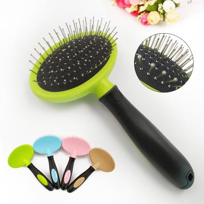 O pente de aço do removedor do cabelo do animal de estimação das agulhas com cães do punho escova pentes da preparação do animal de estimação