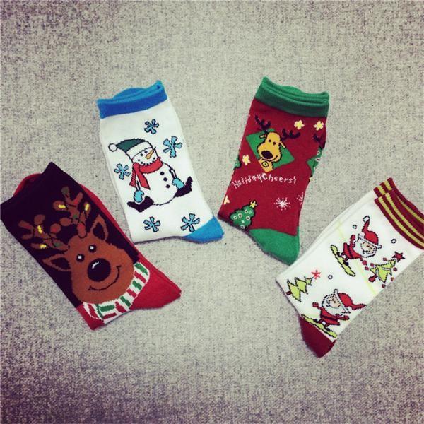 Vivid christmas snowman patterned design eco-friendly cotton wearing hosiery for women