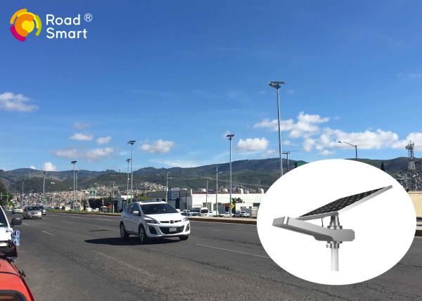 Street 100w Intelligent Solar Lighting System Lithium Battery With  5 Years Warranty