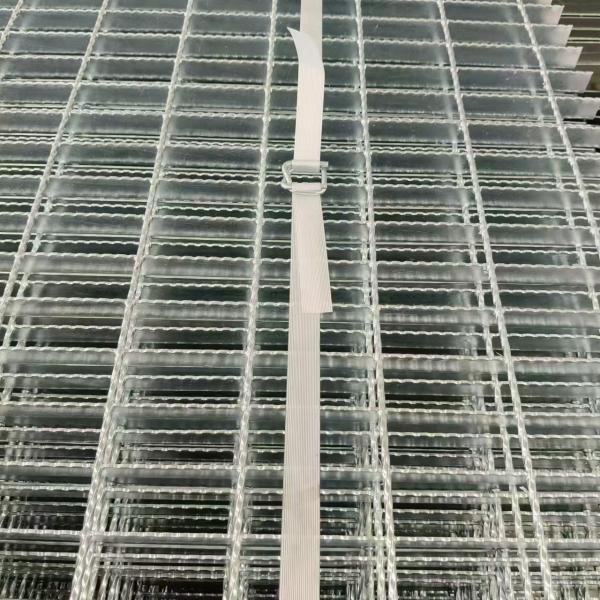 Automatic Equipment Industrial Steel Grating for Precise Production