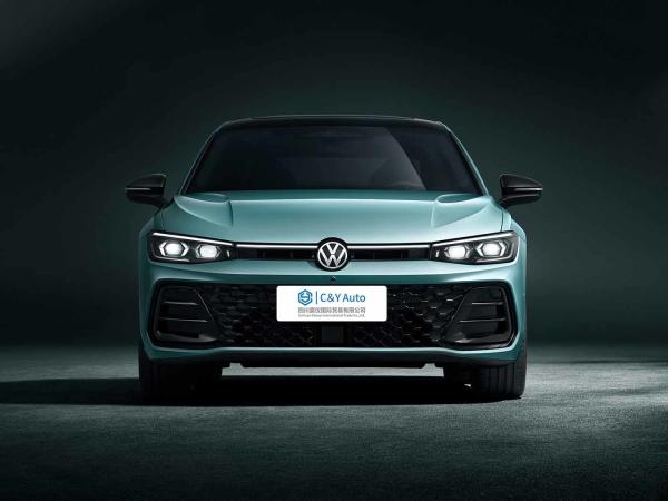 Automatic Passat SAIC Volkswagen New Car Sedan Medium Sized Vehicle 5 Seater