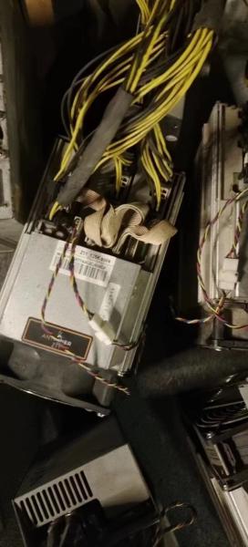 1418W Secondhand ZEC Miner Z11 135ksol/S 228×134×279mm 5.08Kg