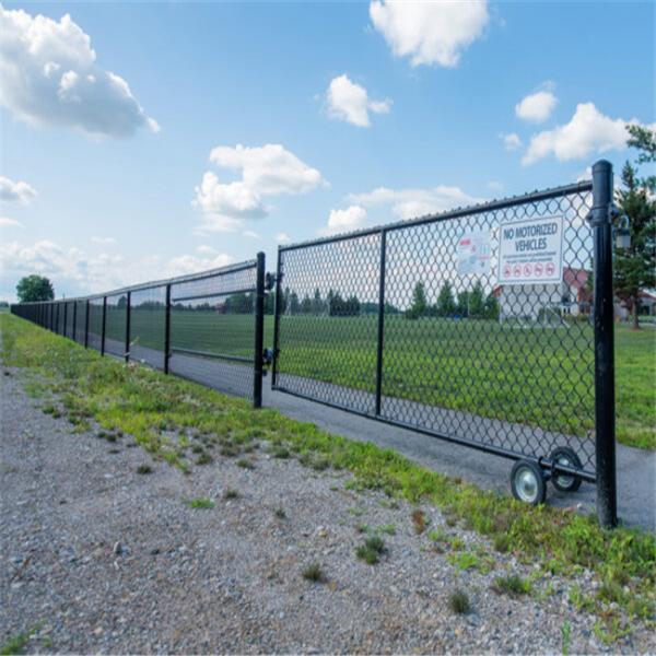 Heavy Gauge 6ft 1.5mm Steel Chain Link Fencing Residential Hot Dipped Galvanized With Gate