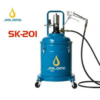 Blue Air Operated Grease Pump With 30-40 Mpa Air Outlet 0-7Mpa Pressure Range 0.85L/Min Oil Volume