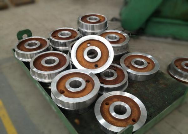 Heavy load widely used steel wheel for crane and transfer cart
