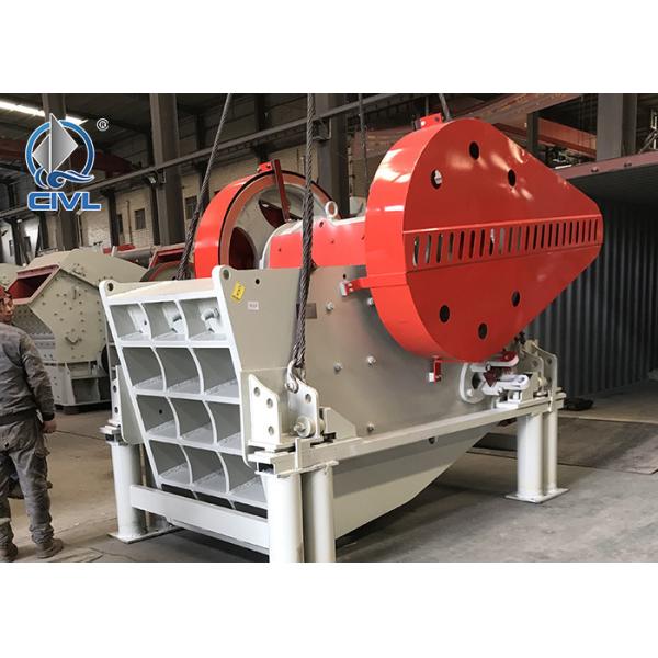 260t/h Heavy Construction Machinery 750x1060 Jaw Crusher 110kw Engine