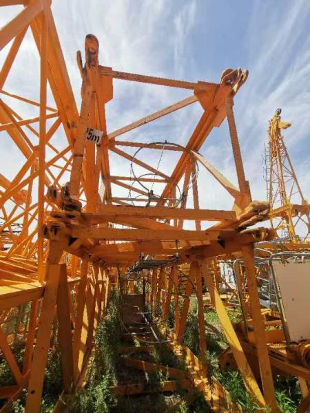 Potain (7032-12) heavy tower crane with high safety standards and high cost performance