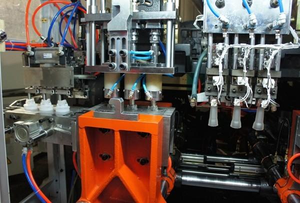 Twin Station extrusion blow molding machine for eye drop bottle 2L