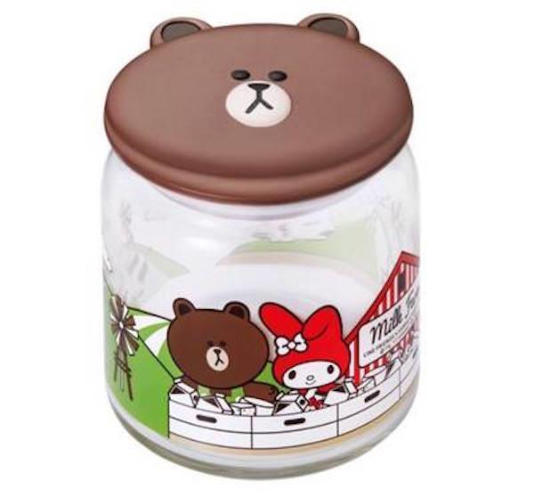 Transparent Color Glass Storage Jar Plastic Toy Figures Sell In HongKong 7 - 11 Store For Collection