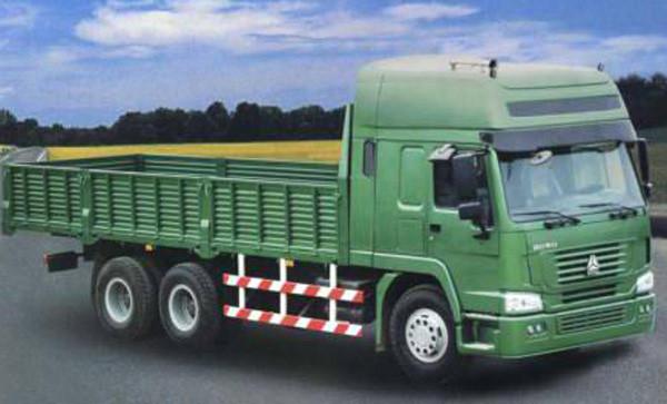Comercial Howo Cargo Truck 336 hp 13 tons 6x4 HW79 Cabin for African country