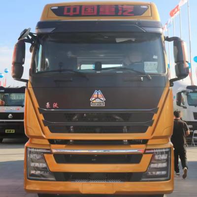 Used HOWO SINOTRUCK 6X4 Truck Head T7H 460 Tractor Truck with EURO 5 Emission