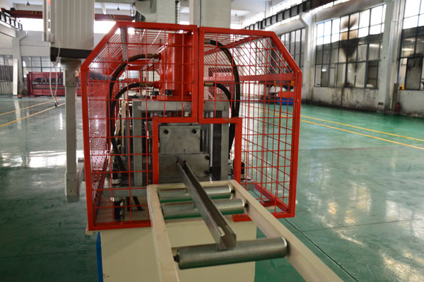 стержень и след силы мотора 7,5 кв свертывают формирующ машину управляемую цепью