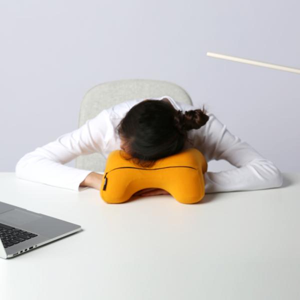 U Shaped Memory Foam Neck Pillow Cushion Cotton / Spandex Fabric Outer Cover