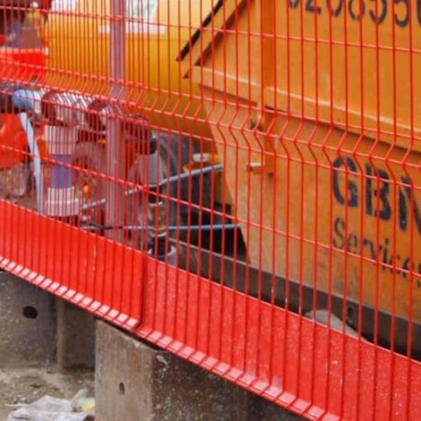 Reflective Edge Protection Barrier High-Visibility Strips Enhanced Safety in Low Light