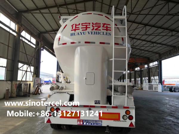 3 Axles Bulk Cement Semi Trailer 50000Liters Cement Bulker Trailer White