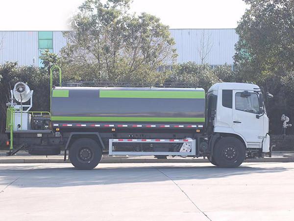 Dongfeng Dust Suppression Vehicle Truck With Cummins 210 Horsepower Engine