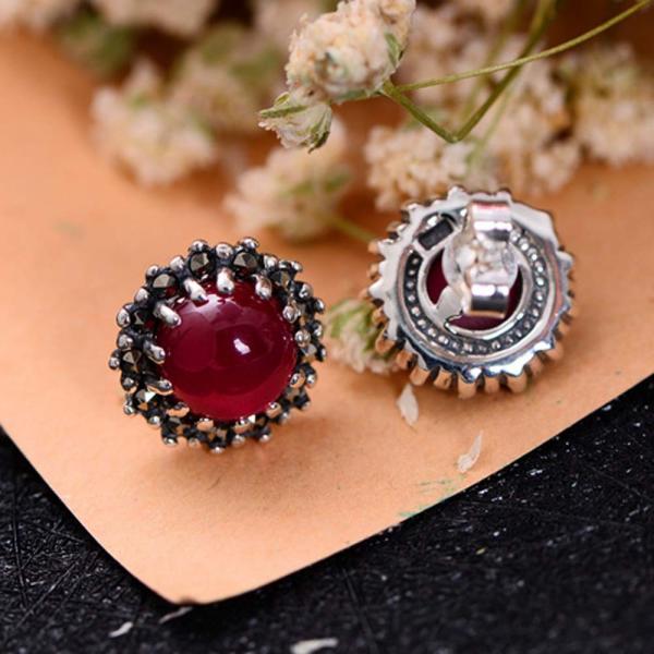 Women Retro Earrings 925 Sterling Silver Synthetic Ruby Stud Earrings (044760)