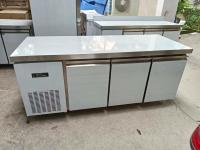 3 portas Chiller de aço inoxidável Equipamento de cozinha de mesa de trabalho