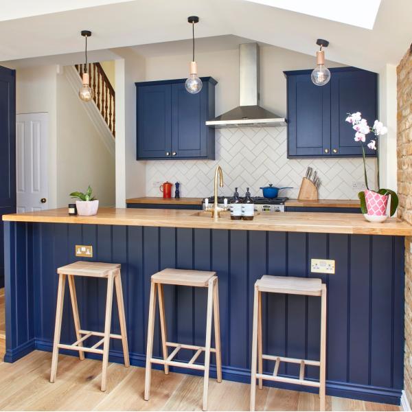 European Style Blue Luxury Solid Wood  Kitchen Cabinets