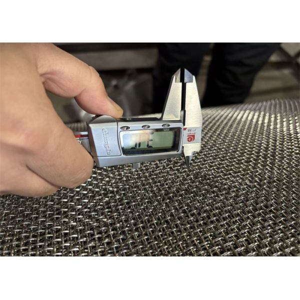 High Temperature Resistant Crimped Wire Mesh with Customizable Aperture for Anti-Corrosion Applications