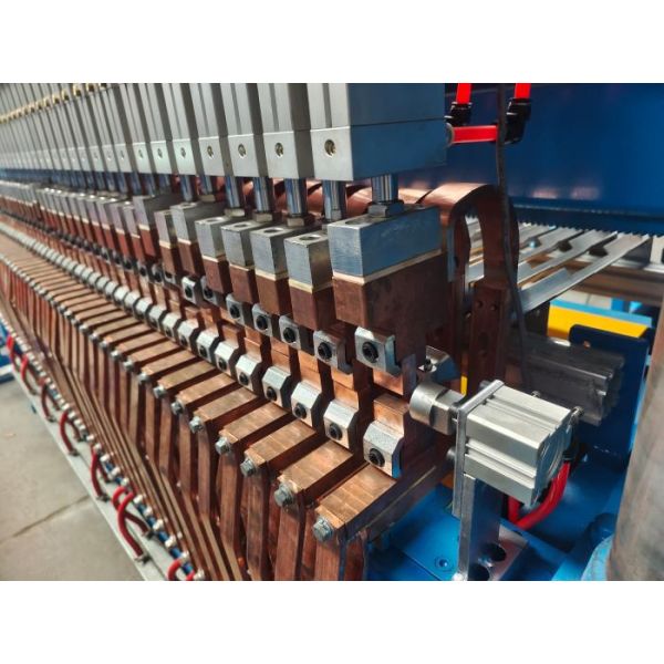 Wire Mesh Welding Machine / welded fence Mesh Welding Machine