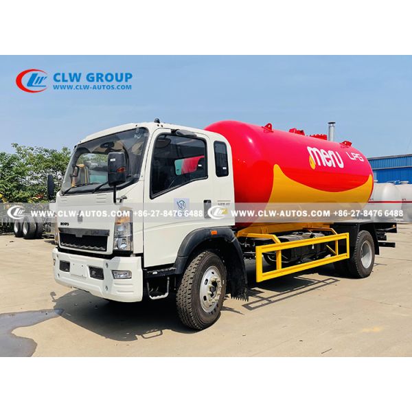 Sinotruk HOWO 4x2 15,000L LPG Bobtail Truck with CORKEN Z2000 Pump and Q345R Steel Tank for Heavy-Duty Propane Delivery