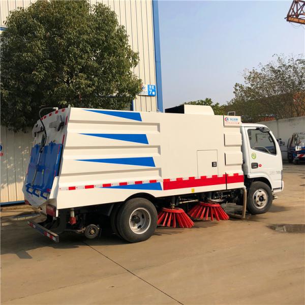 тележка метельщика вакуума 4x2 дворник 3,5 тонн установленный тележкой