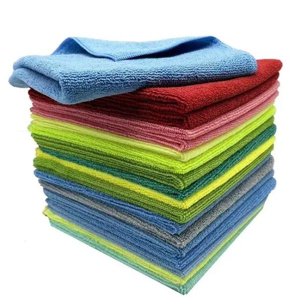 Serviette en microfibre résistante 200-400 g/m² pour detailing auto 40×40cm à 60×90cm