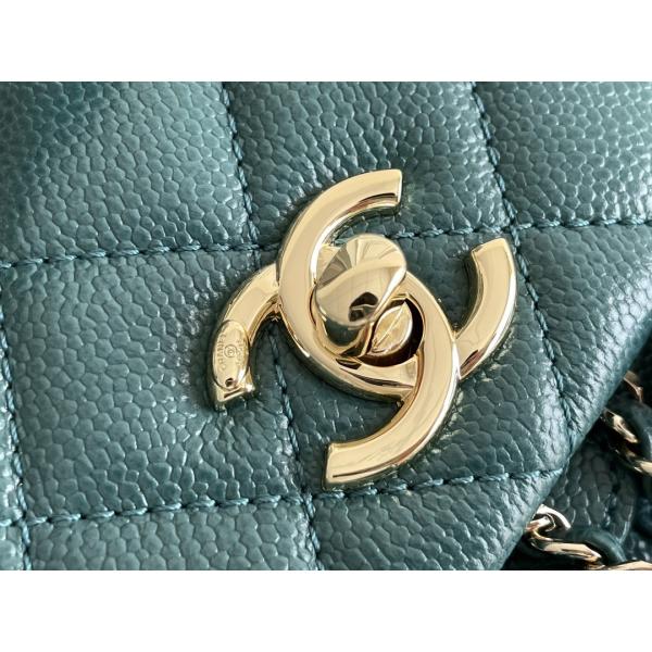 Litchi Chanel Designer Brand Backpack en cuir 23P nouvelle Duma Small Peacock Green