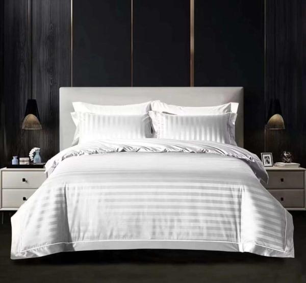 Random Designs Quilts Comfortable Sleep Hotel Bedding Set with 40 Count Cotton Fabric