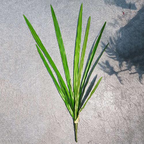 A suspensão artificial amigável de Eco da simulação alta planta a decoração interna das folhas